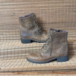 Clark’s Brown Leather Ankle Boots with zipper. 
Size 10